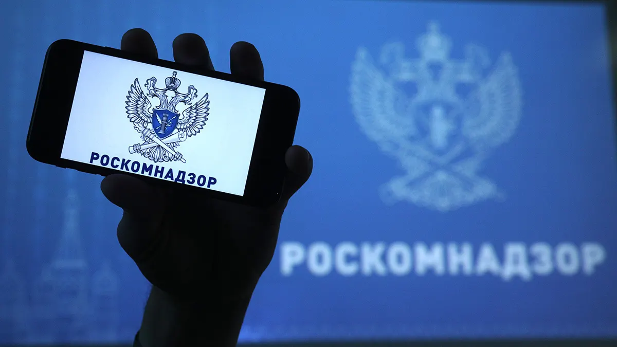 Сайт независимого издания заблокирован с 23 апреля — ведомство указало на публикации с «пропагандой нетрадиционных сексуальных отношений». Редакция называет решение надуманным, главный редактор обещает продолжать работу внутри страны.