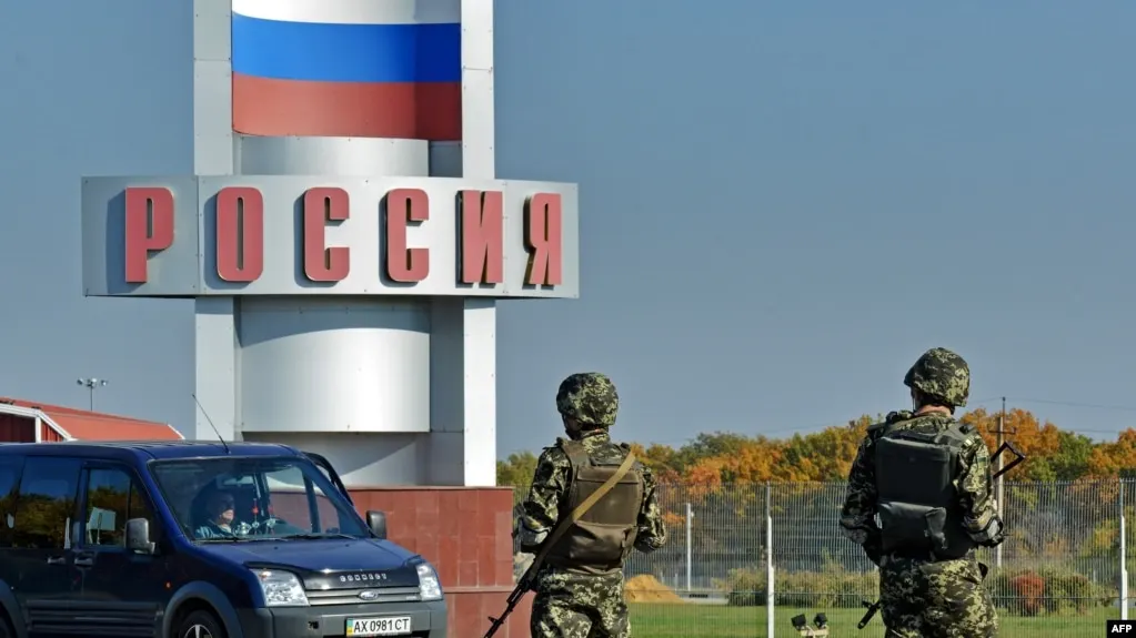 МВД подготовило поправки, которые позволят не выдавать иностранным государствам людей, получивших в России любой вид убежища, включая политическое, даже при наличии международного розыска.