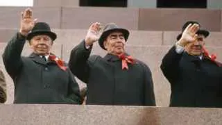 Правительство запускает систему обязательных планов для нефтяных компаний по выпуску бензина и дизтоплива, а также берет под контроль цены на АЗС на фоне серьезных повреждений нефтеперерабатывающих заводов из‑за ударов беспилотников.