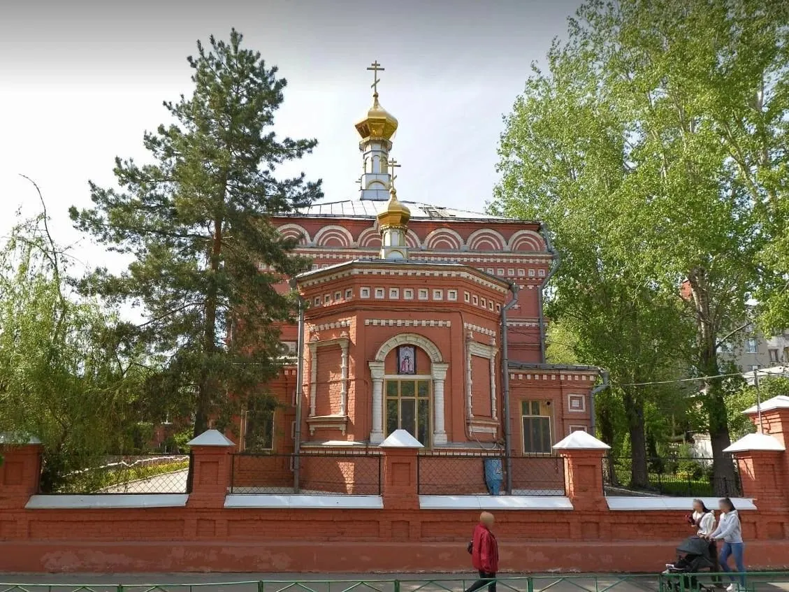В храме на улице Чапаевская неизвестные пытались похитить драгоценности из иконы — одного подозреваемого задержали, суд арестовал его на два месяца.