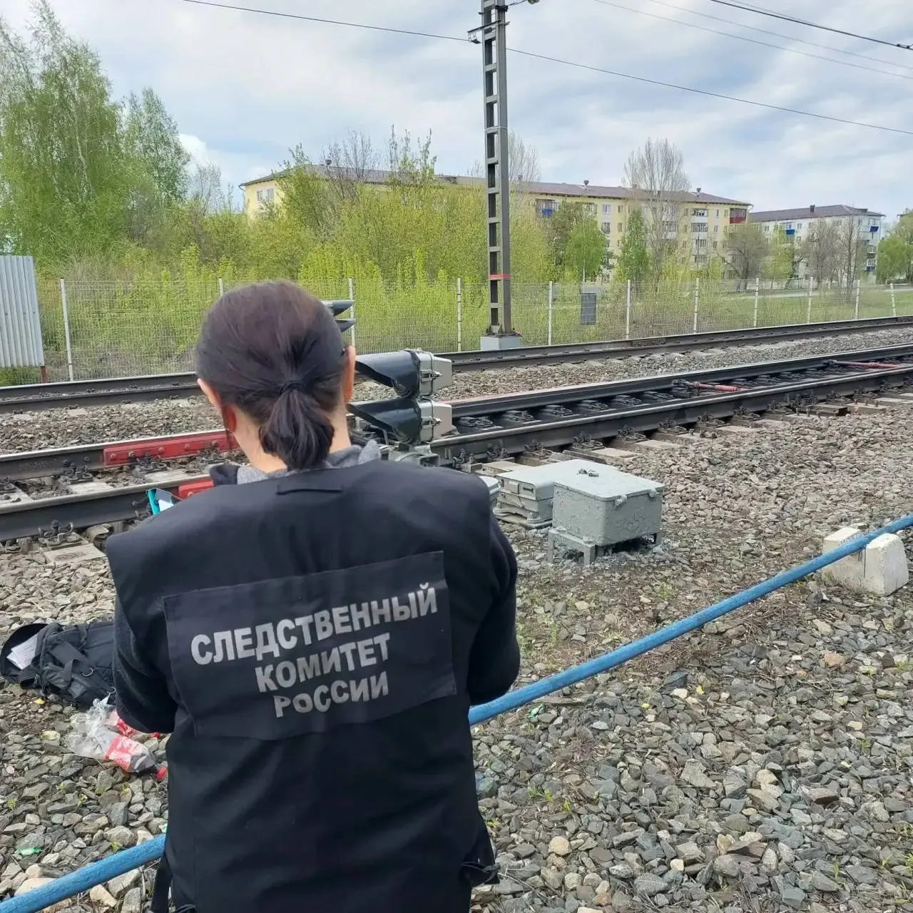 2 мая на станции «Стахановская» 12‑летний мальчик был травмирован пригородным электропоездом; проводится доследственная проверка.