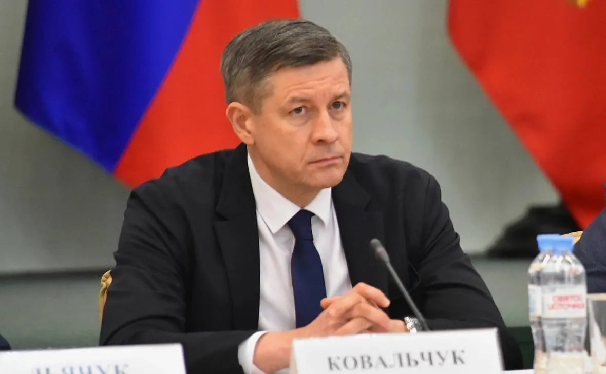 Врио губернатора Егор Ковальчук подписал указ об отставке регионального правительства. Новый состав кабинета пока не представлен. Ранее 13 мая президент подписал указы об отставке губернаторов ряда областей.