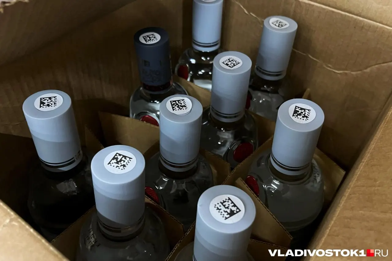 26 мая в ряде городов и районов Самарской области введён запрет на розничную продажу алкоголя с 8:00 до 23:00; в Самаре аналогичные ограничения пройдут 26 мая и 27 июня.