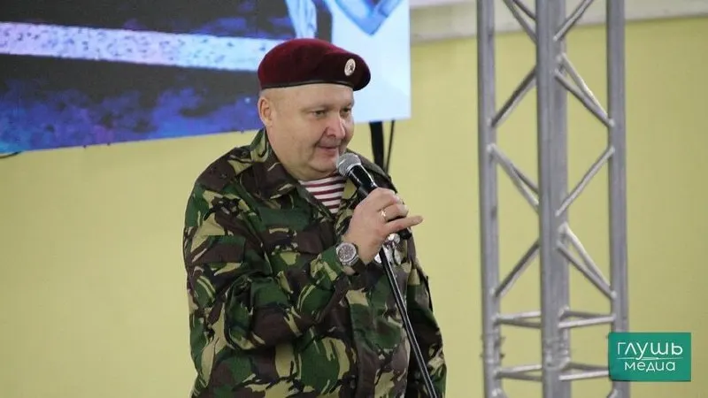 На заседании комитета Саратовской областной думы 12 мая общественник Сергей Авезниязов сообщил о росте случаев преступлений против государства со стороны молодёжи и предложил провести отдельные слушания с силовыми структурами.