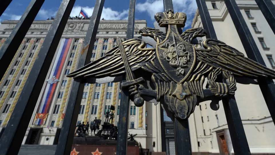 Минобороны предложило получать в своё распоряжение акции, землю и оборудование национализированных предприятий стройотрасли, чтобы оперативно использовать мощности для выполнения гособоронзаказа и капитального строительства.