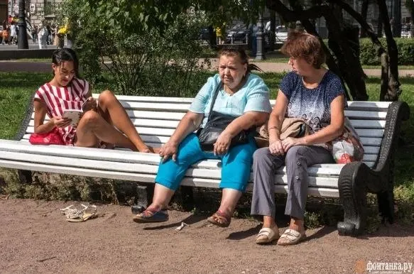 УФ‑индекс в Самаре в субботу достиг 9 баллов; в воскресенье прогнозируется 8. Рекомендуется ограничить пребывание на солнце и использовать средства защиты.