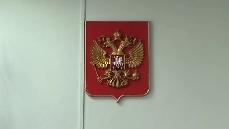 Фрунзенский районный суд Саратова продлил меру пресечения предпринимателю Василию Графскому, внесённому в перечень экстремистов и террористов, подозреваемому в соучастии в убийстве генерал-лейтенанта Ярослава Москалика; арест продлён до 2 августа.