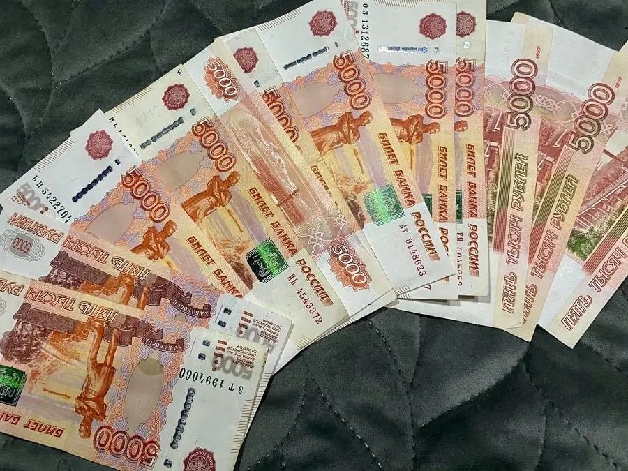 По данным Кировстата, за январь—март 2026 года средняя зарплата в регионе составила 70 013 руб., что на 12% больше по сравнению с аналогичным периодом прошлого года.
