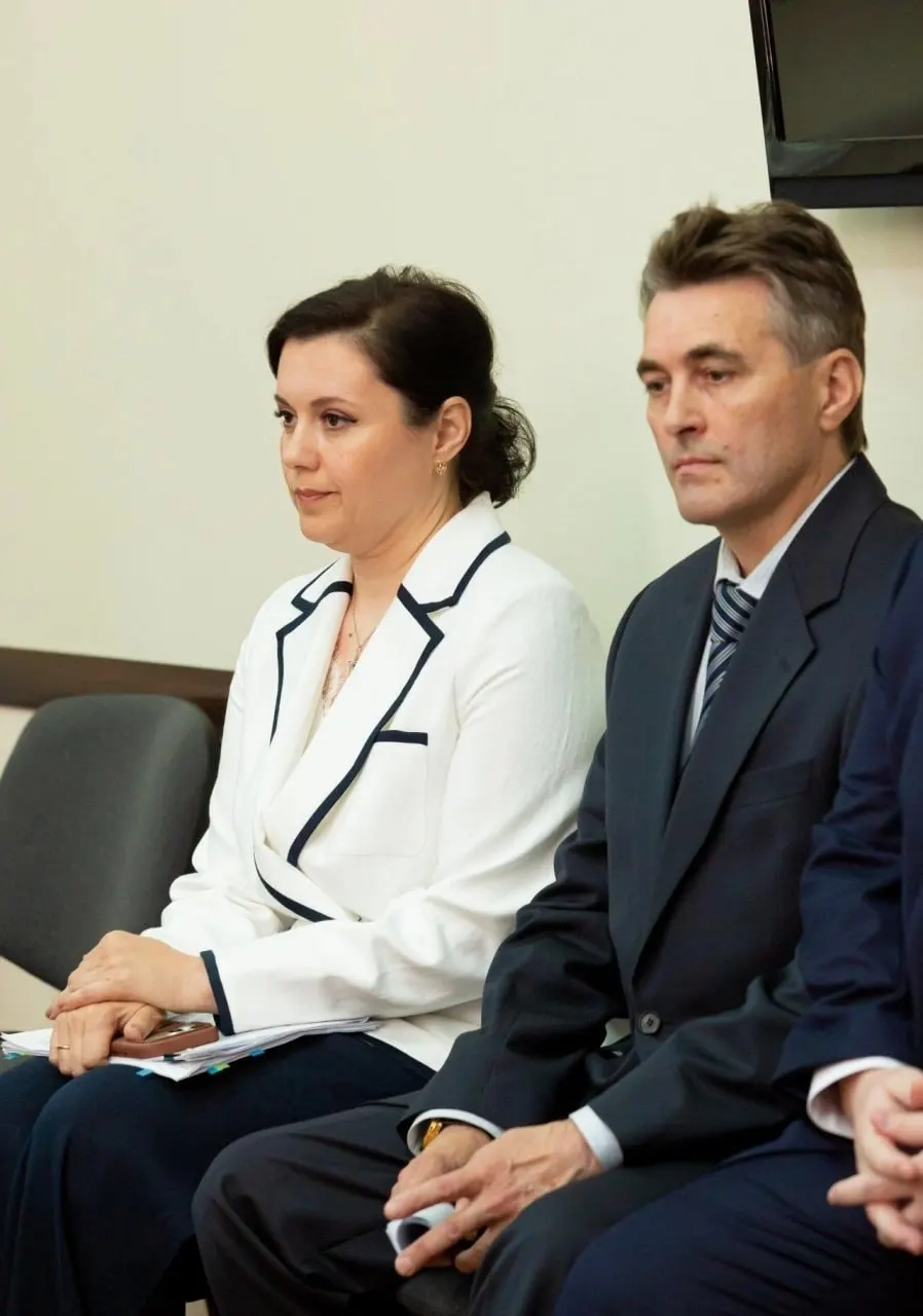 Виктория Каткова вступила в должность главы Новокуйбышевска. Депутаты утвердили её 29 мая. В числе приоритетов — ремонт ФОКа, привлечение инвестиций, расселение аварийного жилья и благоустройство.