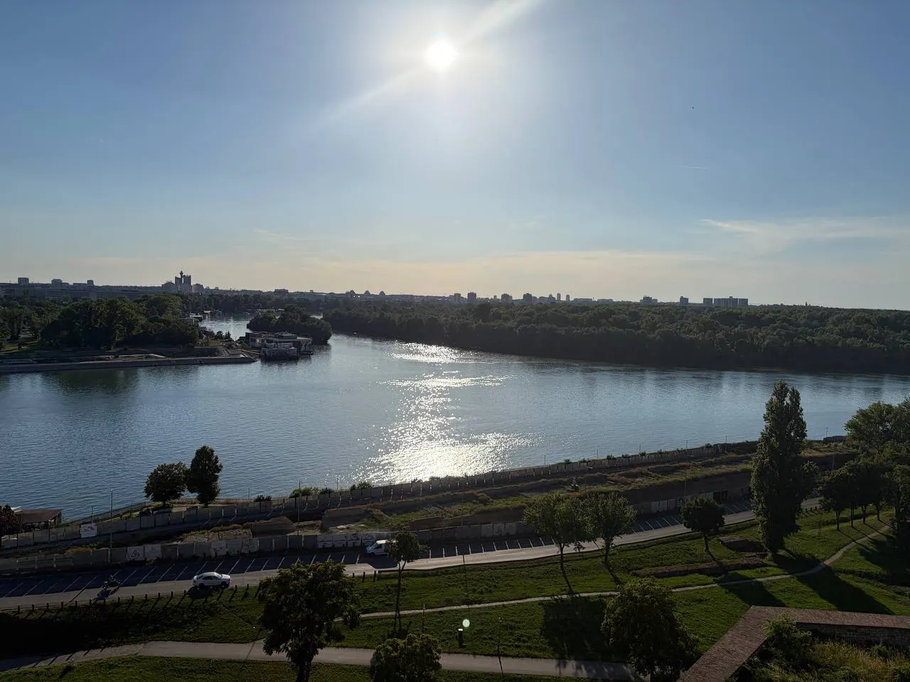 Олег Беркович приехал в Белград, осмотрел похожие городские объекты и на переговорах с командой EXPO‑2027 обсудил продвижение Нижегородской области через культуру и туризм.