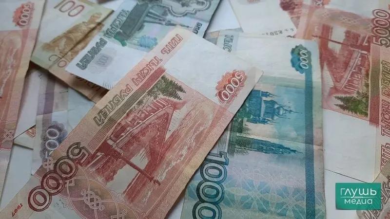 Руководитель торговой организации в Балакове задолжал сотрудникам более 400 тысяч рублей за период с мая по декабрь 2025 года. По факту невыплаты зарплаты следователи возбудили уголовное дело.