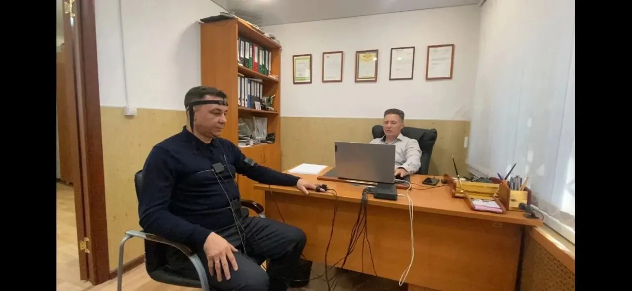 Независимый центр в Уфе признал ответы Хафизова достоверными: полиграф зафиксировал правдивость его утверждений о давлении со стороны депутата.