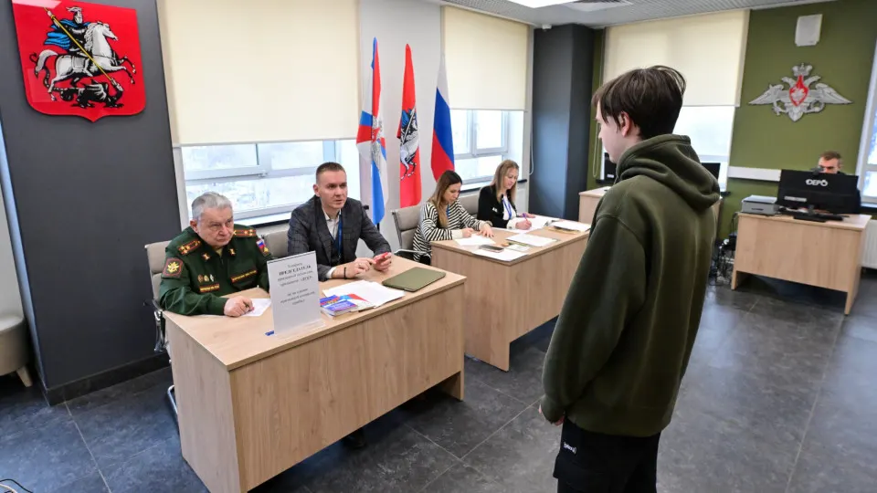 Реестр воинского учета начал фиксировать реальные адреса проживания мужчин, которые не сообщали эти данные военкоматам; правозащитники предупреждают о рисках и ужесточении контроля на фоне разговоров о возможной новой мобилизации.