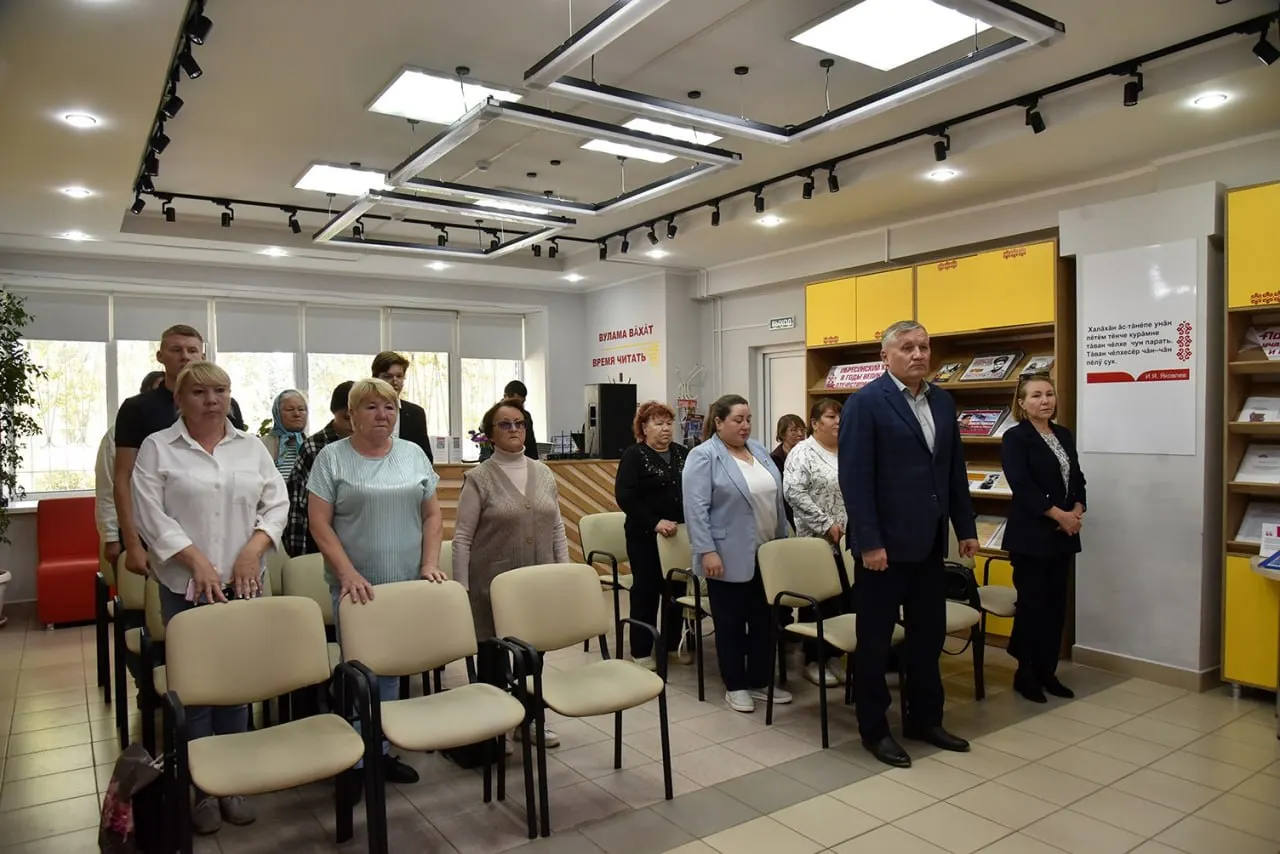 23 сентября в Центральной библиотеке Ибресинского муниципального округа прошла церемония вручения государственных наград родственникам погибших участников войны и действующим военнослужащим; список награждённых пополнился несколькими именами из Чувашии.