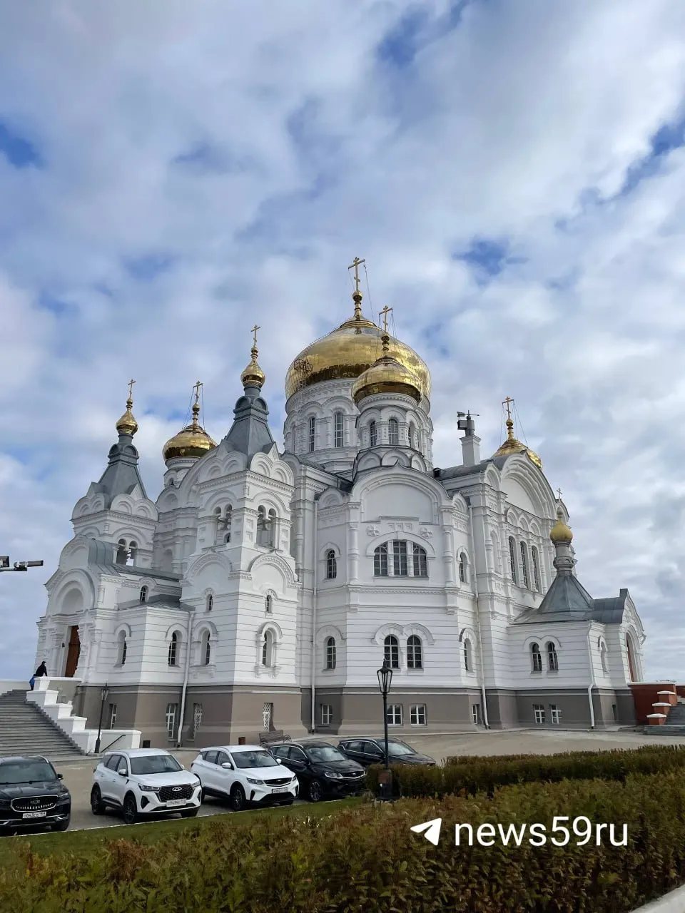 8 августа в Белогорском монастыре пройдёт фестиваль «Свет Белогорья»: концерты, мастер‑классы, выставки и завершающее выступление Татьяны Булановой.