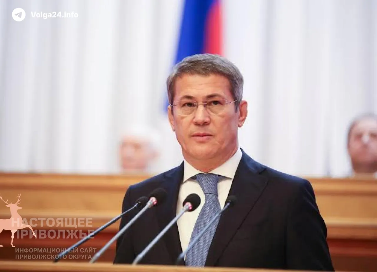 Глава республики Радий Хабиров объявил о разработке регионального закона о мерах поддержки и социальных гарантиях для священнослужителей, пребывающих в зоне СВО. Принятие документа затягивается из‑за юридических коллизий, однако власти обещают завершить работу над ним.