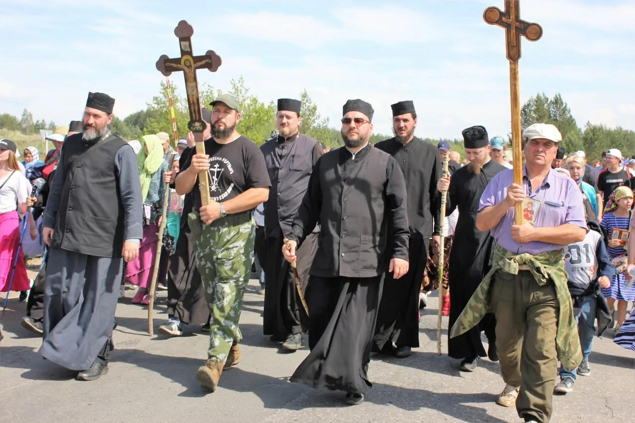 До 13:00 2 июня временно ограничено движение на восьми участках центральных улиц Самары. Улицы будут поэтапно открывать по мере прохождения крестного хода.