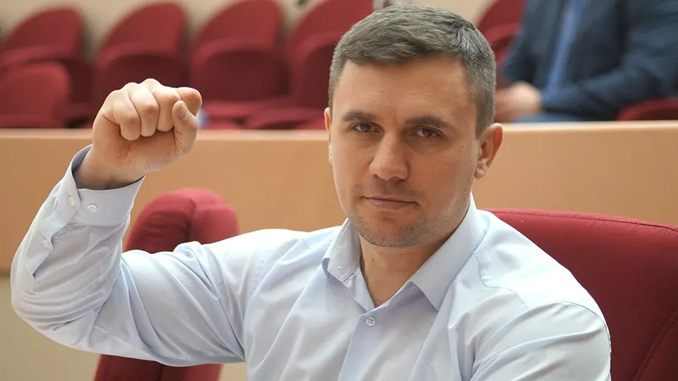 Бывший депутат Саратовской областной думы и автор видеоблога возглавит территориальную группу КПРФ на выборах в Госдуму — решение принято на съезде партии.