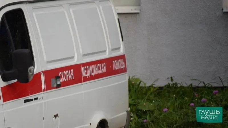 В Ленинском районе Саратова двое мужчин нанесли телесные повреждения водителю скорой помощи. Пострадавший госпитализирован, по факту проводится проверка полиции.