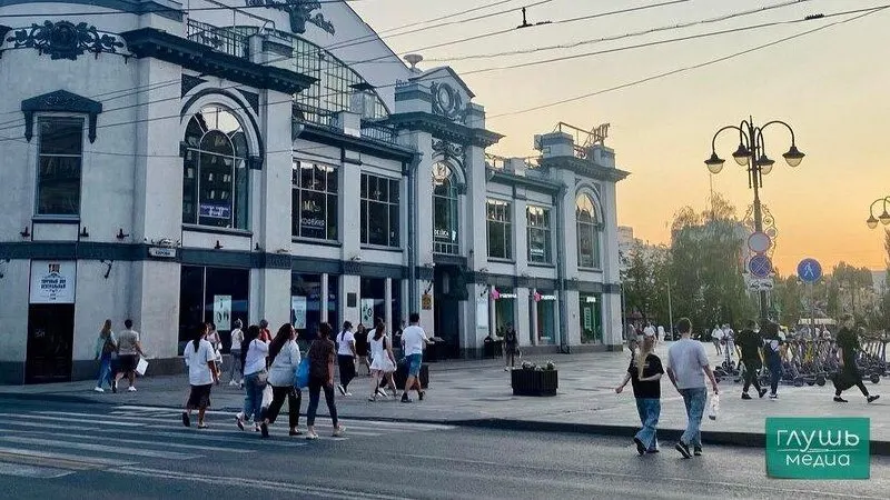 По состоянию на 1 июля 2026 года в регионе зарегистрировано 1 820 758 избирателей — это почти на 14 тысяч меньше, чем годом ранее. Официальные причины не указаны, а для сопоставления не хватает открытых данных Росстата.