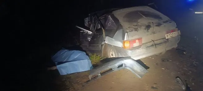 Пьяный бывший сотрудник ГИБДД выехал на встречку и врезался в ВАЗ: в аварии погибли два 21‑летних мужчины. Суд признал его виновным и назначил 10 лет лишения свободы.