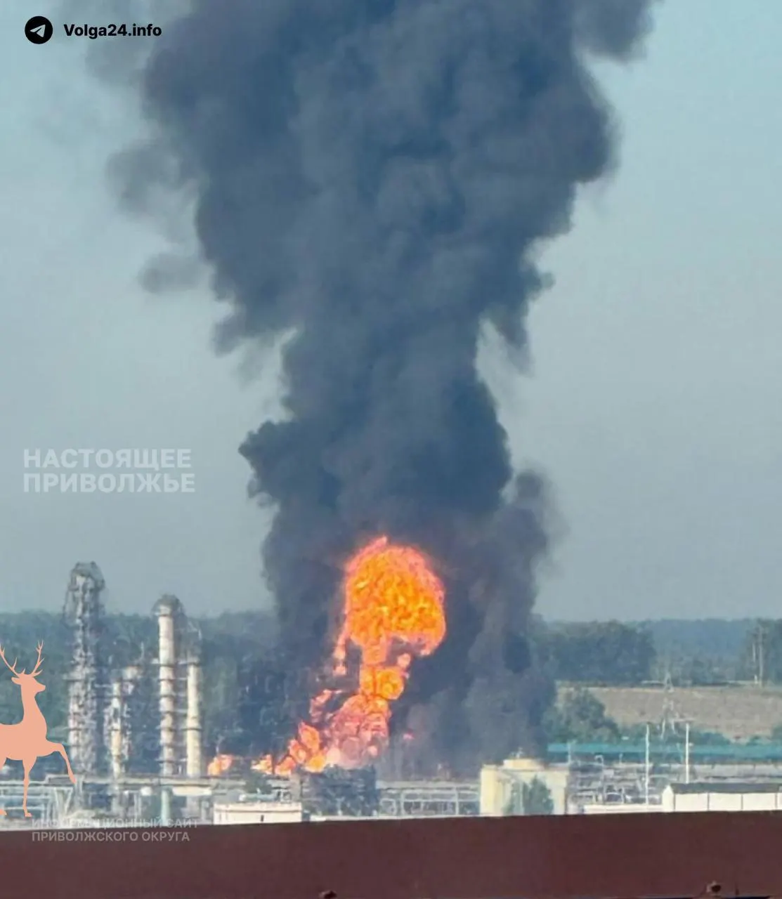 В Кстово беспилотники нанесли удар по одному из крупнейших нефтеперерабатывающих заводов региона; последствия зафиксировали в деревне Анкудиновка, удар пришёлся по промзоне рядом с важной ТЭЦ.