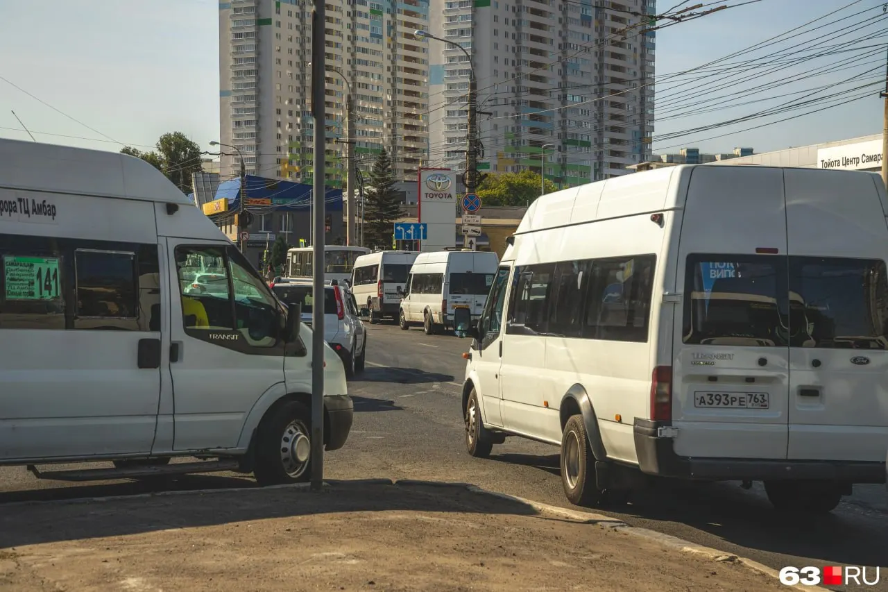 Дептранс снова объявил конкурс на обслуживание автобусов от площади Революции до улицы Авроры. Маршрут №46 перестал ходить в феврале 2026 года после отзыва лицензии у прежнего перевозчика, а на предыдущие конкурсы заявок не поступало.