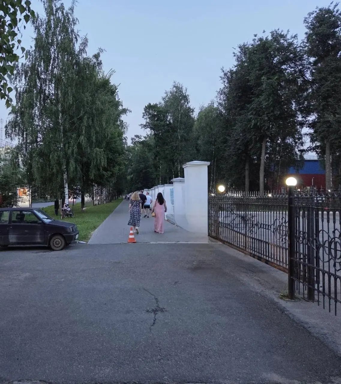 26 июля на улице Воровского 16‑летний водитель питбайка сбил 26‑летнюю пешеходку — оба получили травмы.