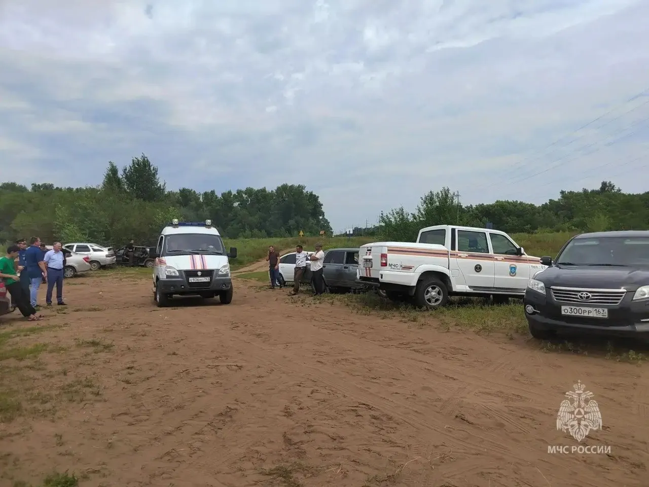 Спасатели и полицейские извлекли из воды 14‑летнего мальчика после почти двух суток поисков; операция осложнялась быстрым течением и сложным рельефом дна.