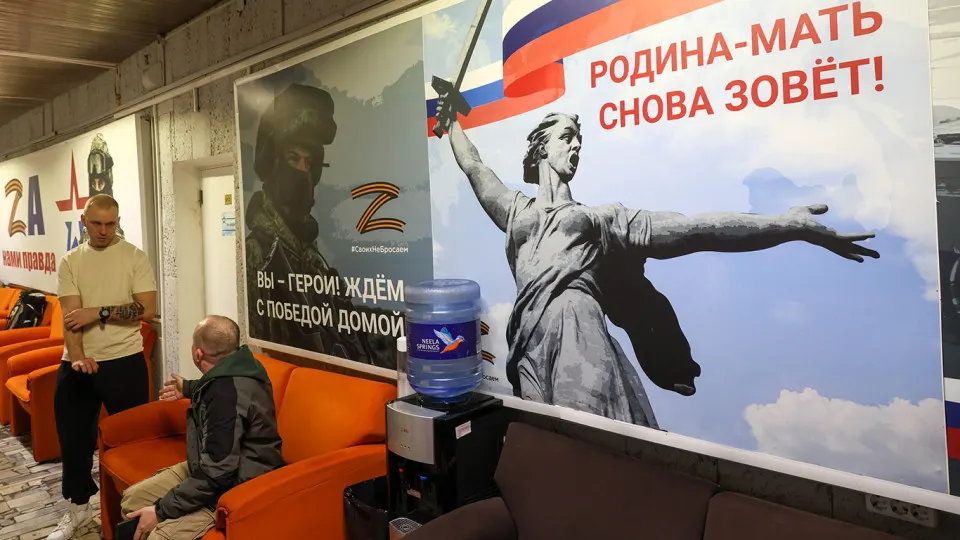 Сообщают о задержаниях граждан на улицах, применении давления и вручении повесток в Пензе, Ульяновске и соседних регионах; факты подготовки к отправке на войну вызывают тревогу.