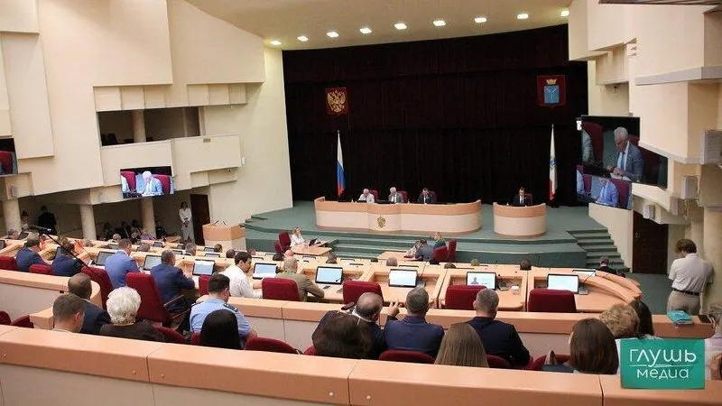 Парламент Приволжского федерального округа принял закон, который снимает с руководителей школ, учреждений культуры и спорта ответственность за технические аспекты ремонтов.