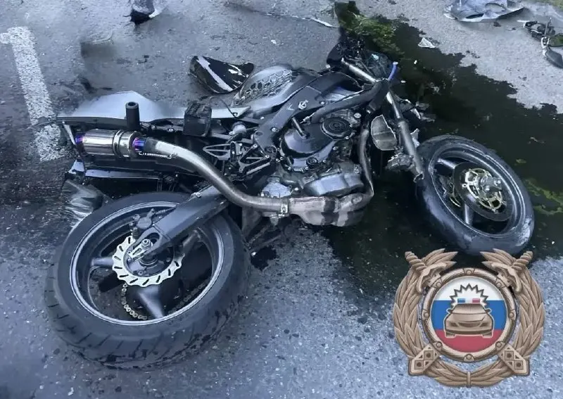 29-летний мотоциклист погиб в автоаварии в Балакове. Обстоятельства ДТП устанавливаются сотрудниками полиции.