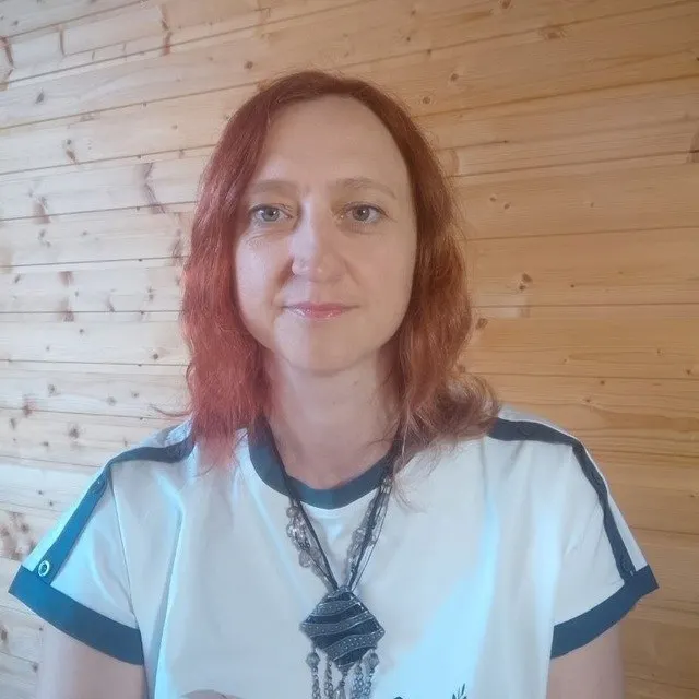 В Алтайском крае прошёл обыск у сторонницы движения Лада-Русь; причины следственных действий остаются неизвестны.
