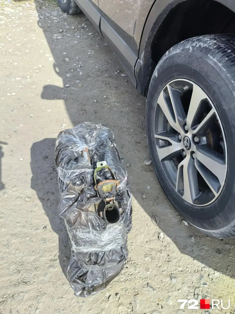 Поездка из Екатеринбурга в Башкирия сопровождалась нехваткой бензина и длинными очередями на заправках; канистры по 20 литров оказались кстати.