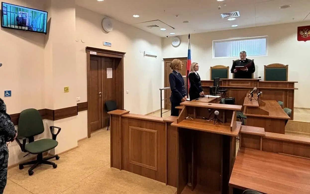 19-летнего жителя Пермского края признали виновным по делам госизмены и содействия диверсионной деятельности; материалы дела связанные с украинскими спецслужбами.