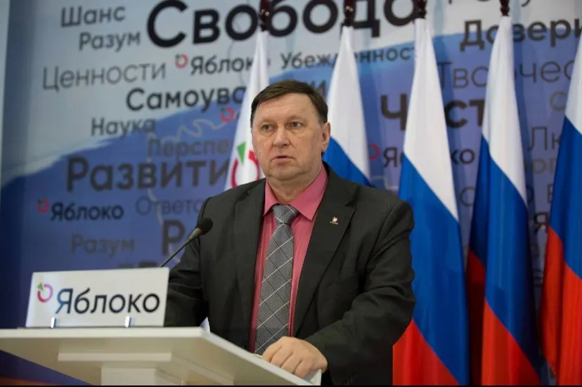 Суды в столице и регионе приняли решения по кандидатам от партии «Яблоко»; активисты подверглись арестам, начались судебные разбирательства в предвыборной кампании.