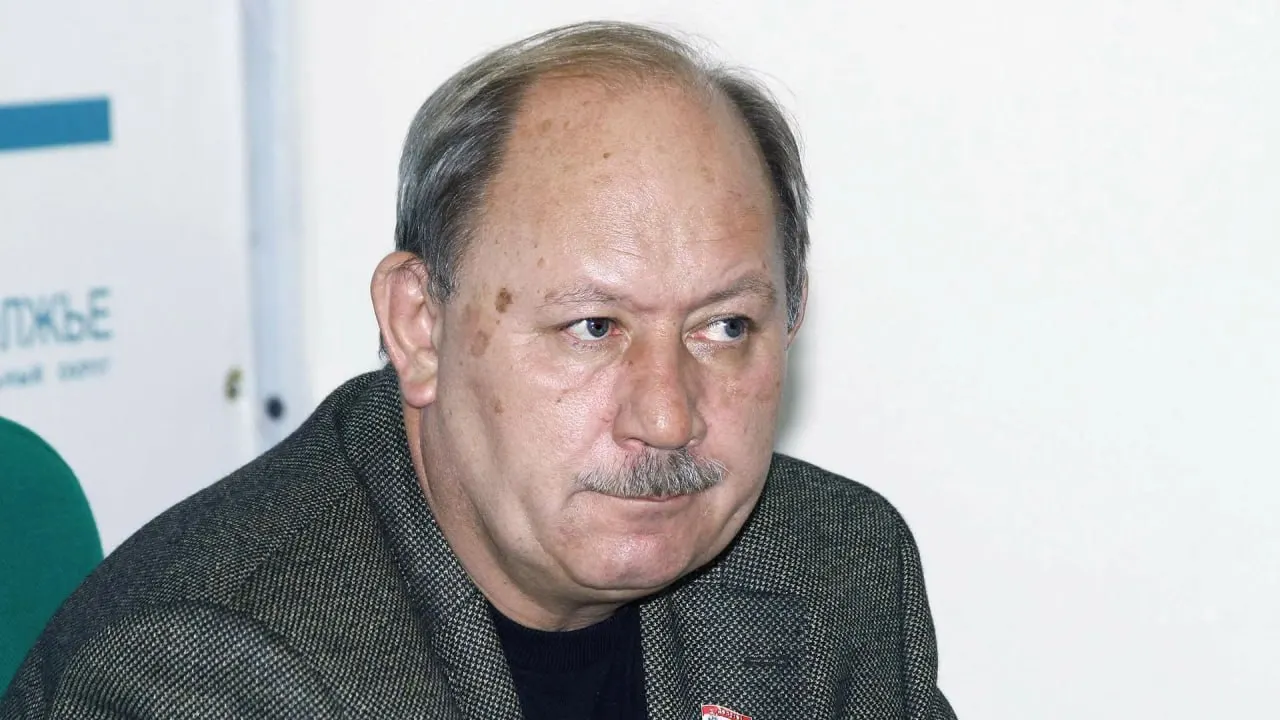 Доход за период с апреля 2024 года по январь 2025 года состоял из пенсии в 30 тысяч рублей и дивидендов компании «Новитрек».