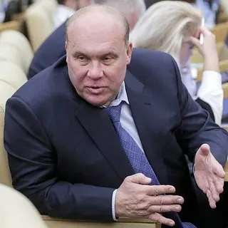 Член Госдумы предложил установить памятный день в честь участников специальной военной операции, предлагая дату — последнее воскресенье марта.