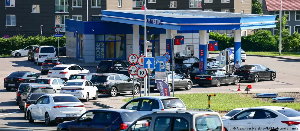 Правительство приняло решение продлить запрет на экспорт дизельного топлива до конца октября ради обеспечения поставок внутри страны.