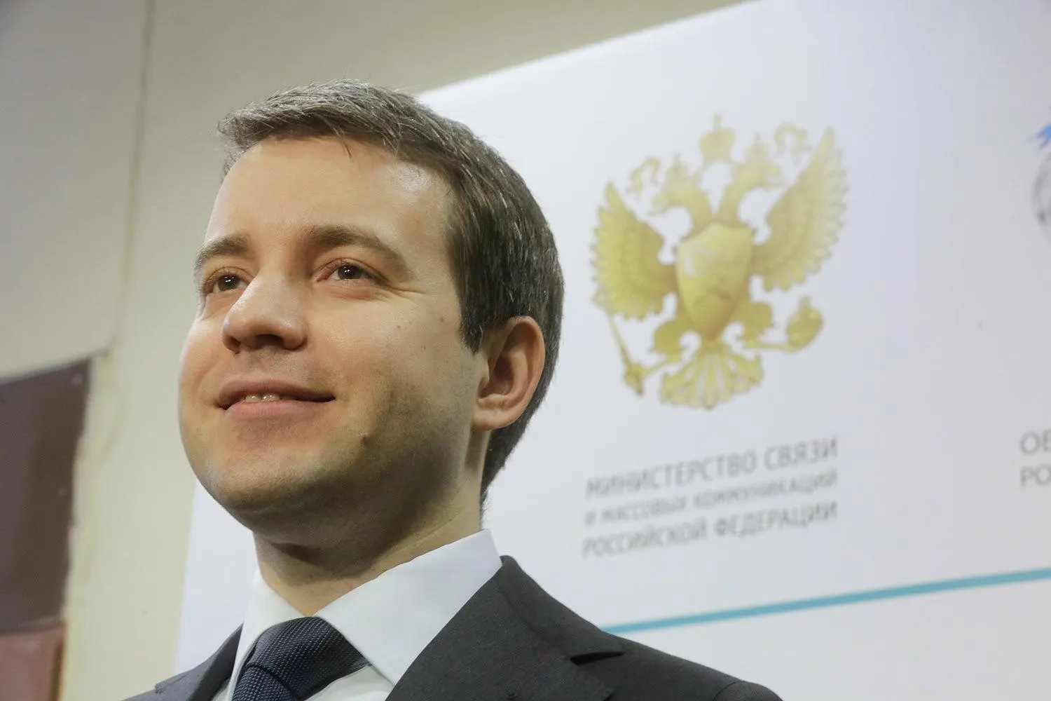 Экс-министр Николай Никифоров стал фигурантом уголовного дела по делу Finiko, где речь идёт о хищении около 5 млрд рублей у примерно восьми тысяч граждан. Следствие связывает его с созданием пирамиды и возможным выведением средств за рубеж; на фоне дела разворачиваются задержания и судебные разбирательства в Татарстане и Иннополисе.