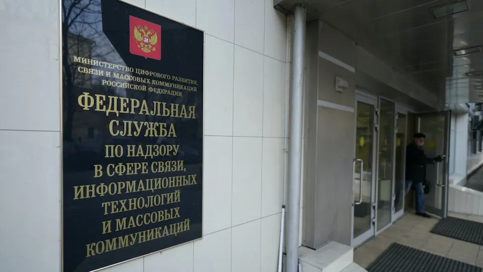 Пользователи сообщают о перебоях с доступом к ChatGPT по всей России; эксперты отмечают технические неполадки на стороне сервиса и сложности на этапе TLS-рукопожатия.