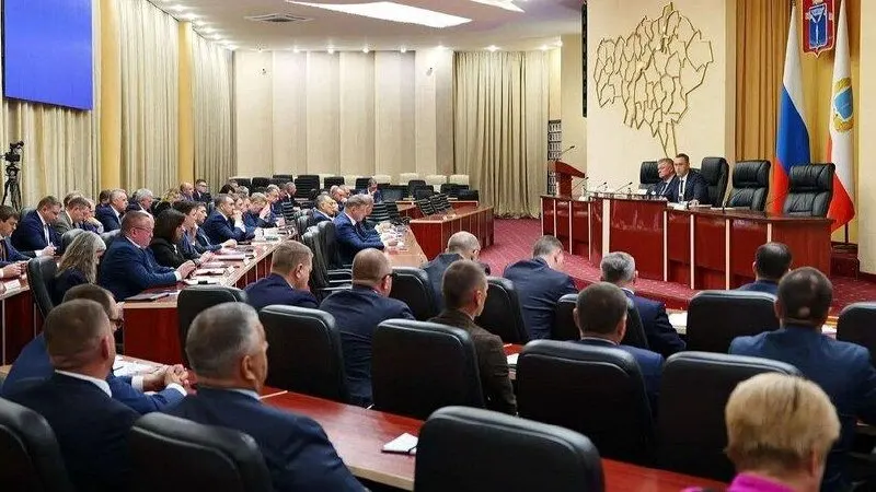 Губернатор сообщил о распределении бюджета между муниципалитетами на следующий год и подчеркнул усиление контроля за эффективным расходованием средств.