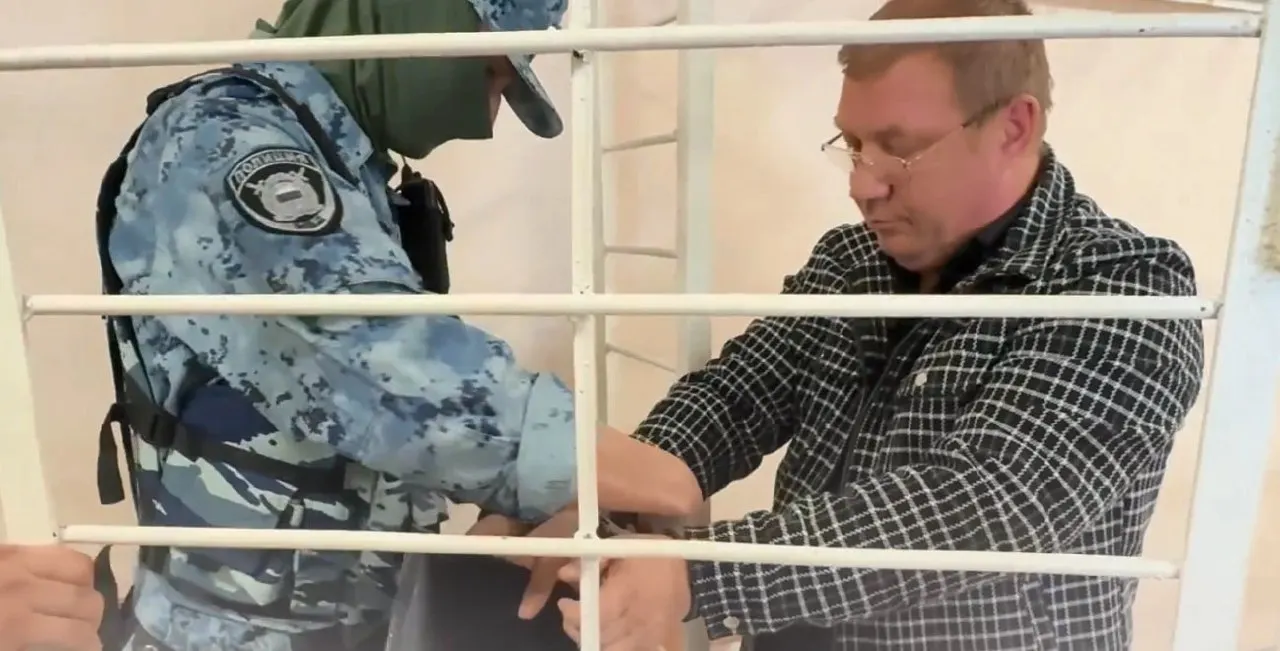 По данным следствия, владелец уфимского автосалона забирал выручку за реализованные автомобили и проценты, не возвращая пострадавшим средства.
