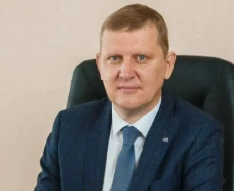 По предварительным данным, задержание главы Октябрьского района Самары уточняется; подробности выясняются.