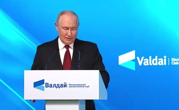 Лидер России изложил причины действий в отношении СВО и призвал искать мирные пути решения.