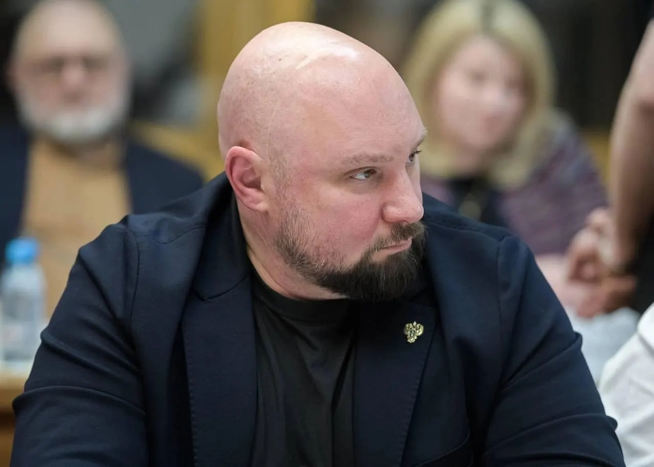 Перераспределение мандатов: Солынин получил место Кошелева, Радченко — Тамбовцеву.