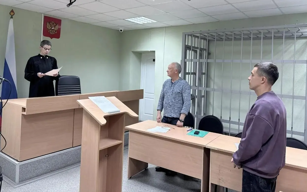 Двух жителей Удмуртской Республики признали виновными в перечислении средств некоммерческой организации ФБК, которую в России признали экстремистской и ликвидировали. Штрафы составили 400 тысяч и 500 тысяч рублей.