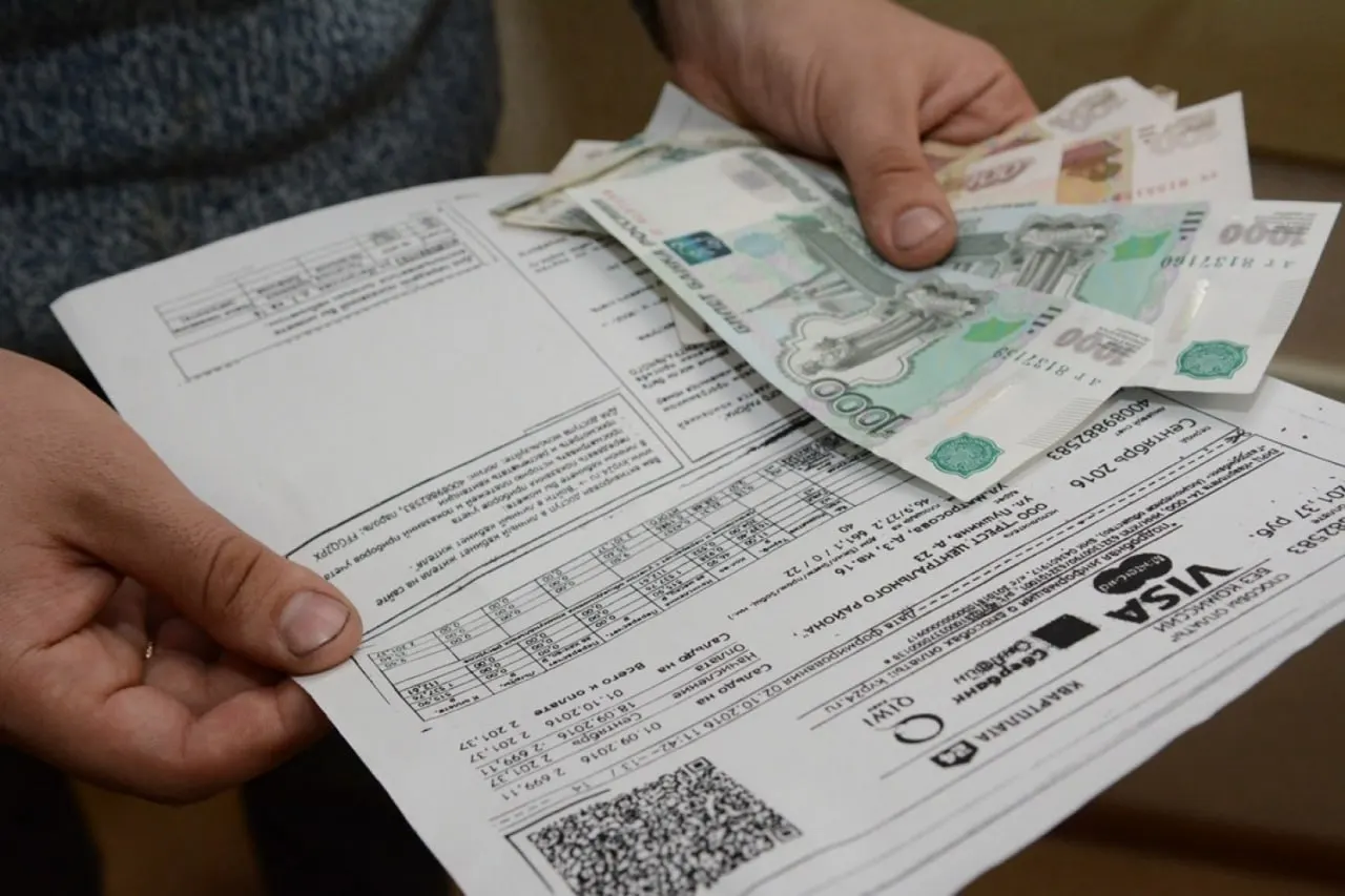 Уфимка получила платежку за ЖКХ на 12,7 млн рублей, что значительно превышало обычную сумму; управляющая компания пообещала разобраться в ситуации.