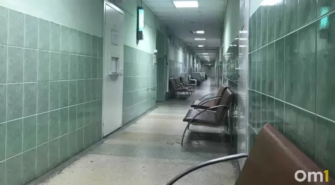 23-летний мужчина, получивший ожоги при пожаре на стройке в Омске, выписан из больницы в Нижнем Новгороде после курса лечения.